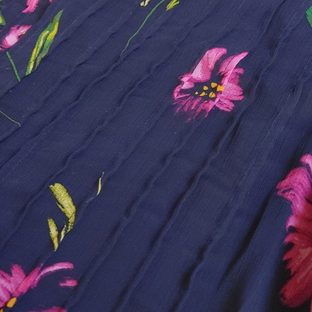 DKNY Short Sleeve Chiffon Mini Dress or Top Navy w Pink Flowers Size 10 - Picture 11 of 12